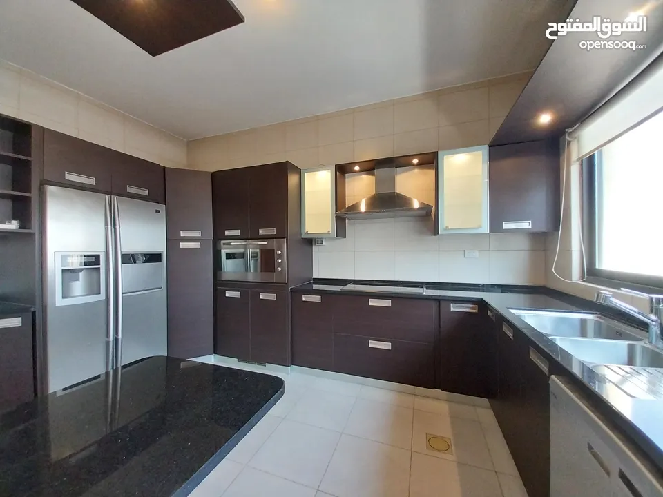 شقة للايجار في الدوار الرابع  ( Property 36778 )-175064163
