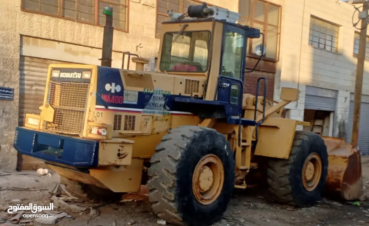 كوماتسو 400\D1