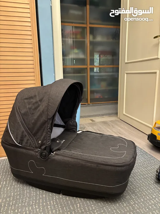 Carry-cot for newborn كاريكوت لحديثي الولادة
