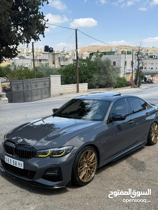 BMW 330e ///M