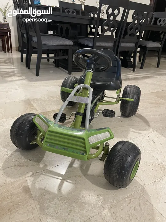 سيارة بدالات