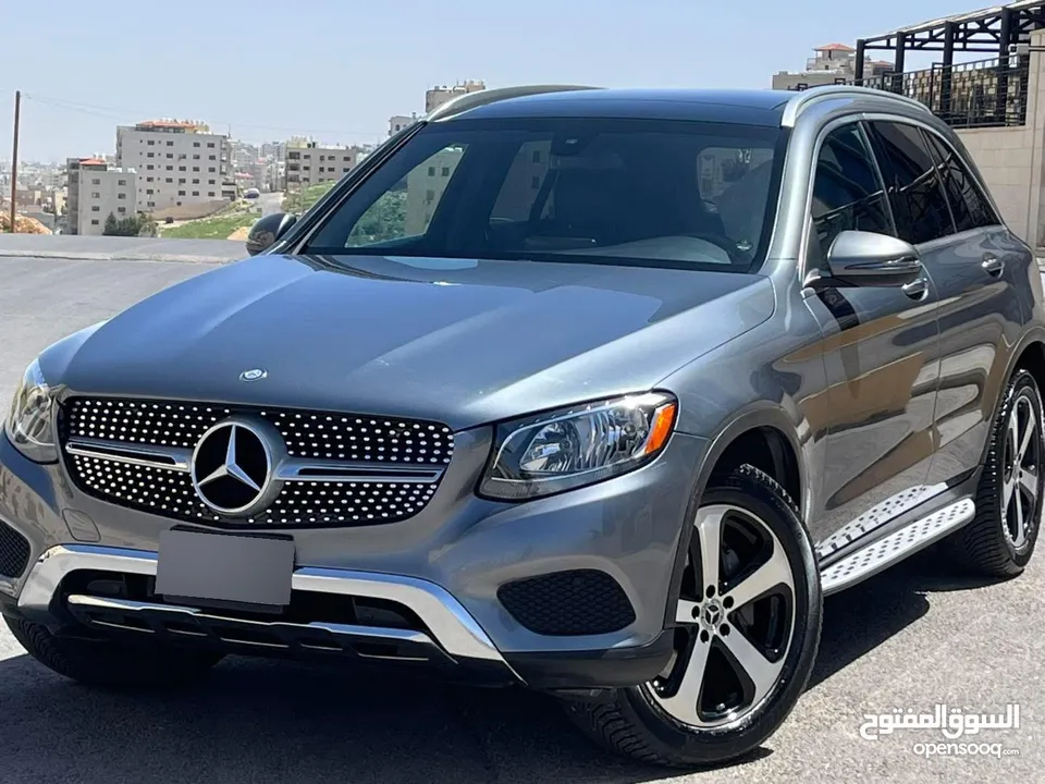 MERCEDES GLC300  2017 للبيع دون اي ملاحظات