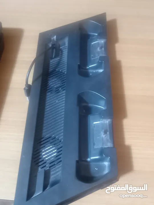 Ps 4 slim 150JD