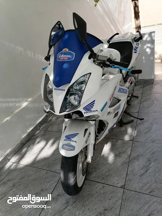 دراجة هوندا 800cc مرخصة 2008
