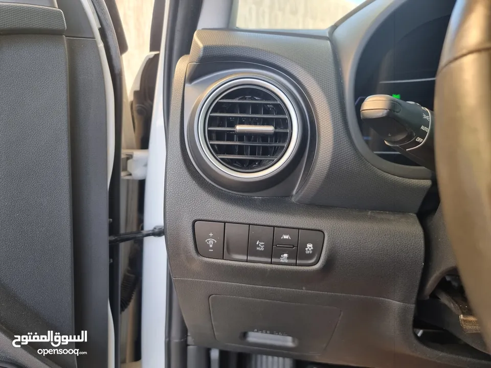 هيونداي كونا(حره)اعلا صنف مع فتحه 2020كرت ابيض،7جيد