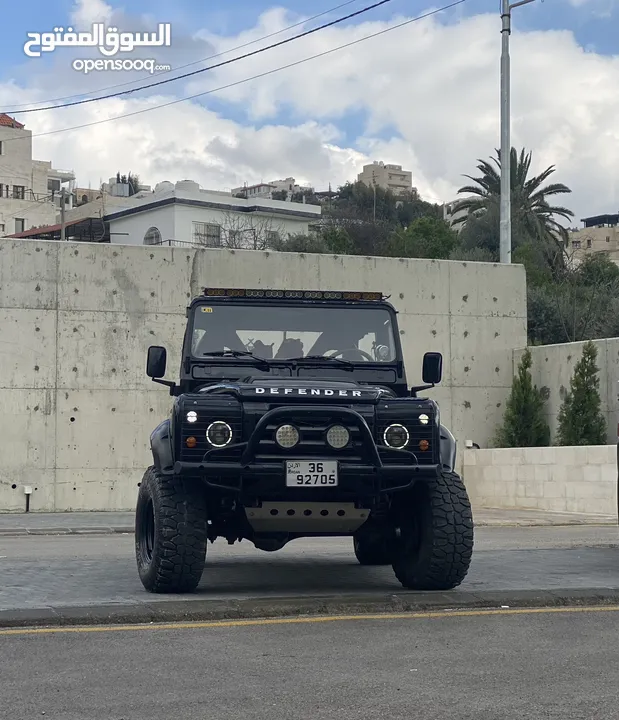 Land rover defender 110 لاند روفر ديفيندر