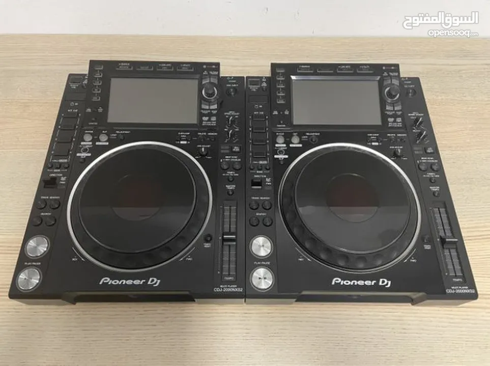 2 CDJ 2000 Nexus2 & DJM 900 Nexus2 for sale