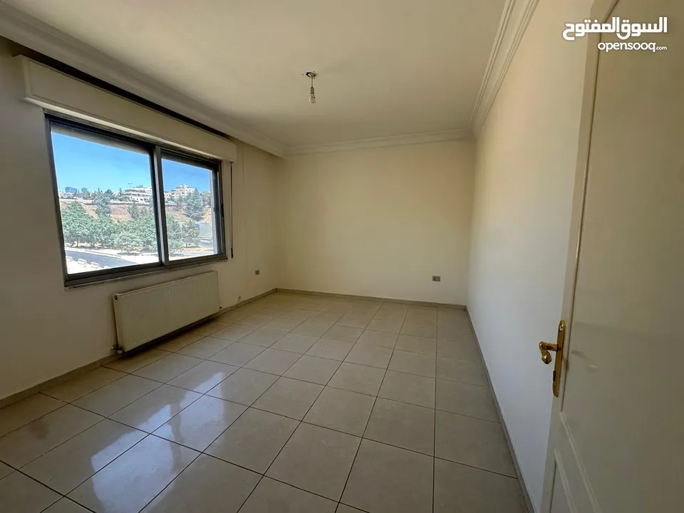 شقة غير مفروشة للايجار في عبدون  ( Property ID : 40540 )