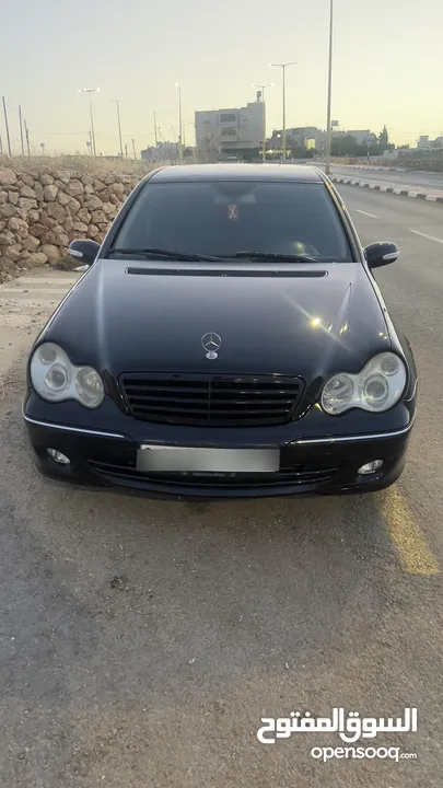 سيارة للبيع