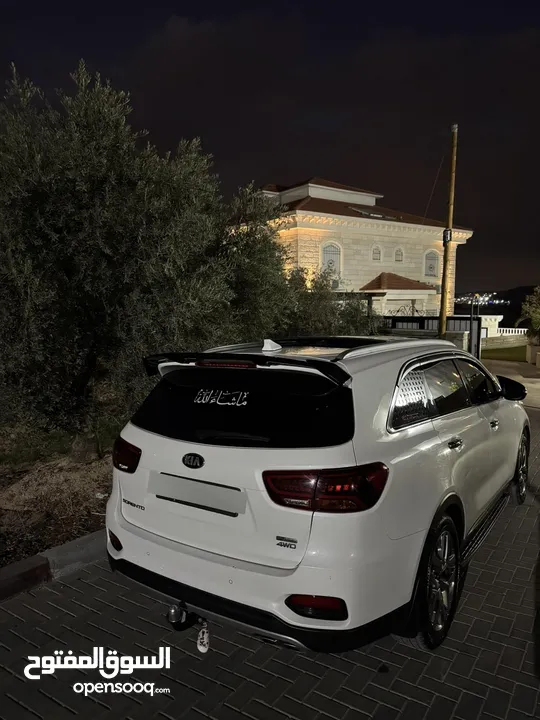 جب كيا سيرونتو موديل 2019مطور 2200ديزل دفع رباعي فل الفل ولا ناقصو اي اضافة البيع بسسب السفر