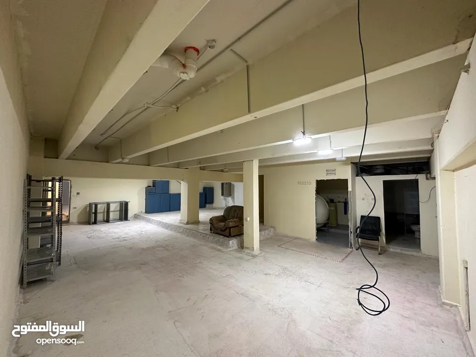 ‎ مجمع صناعي 4 طوابق في منطقة التجمعات الصناعية التنموية من المالك