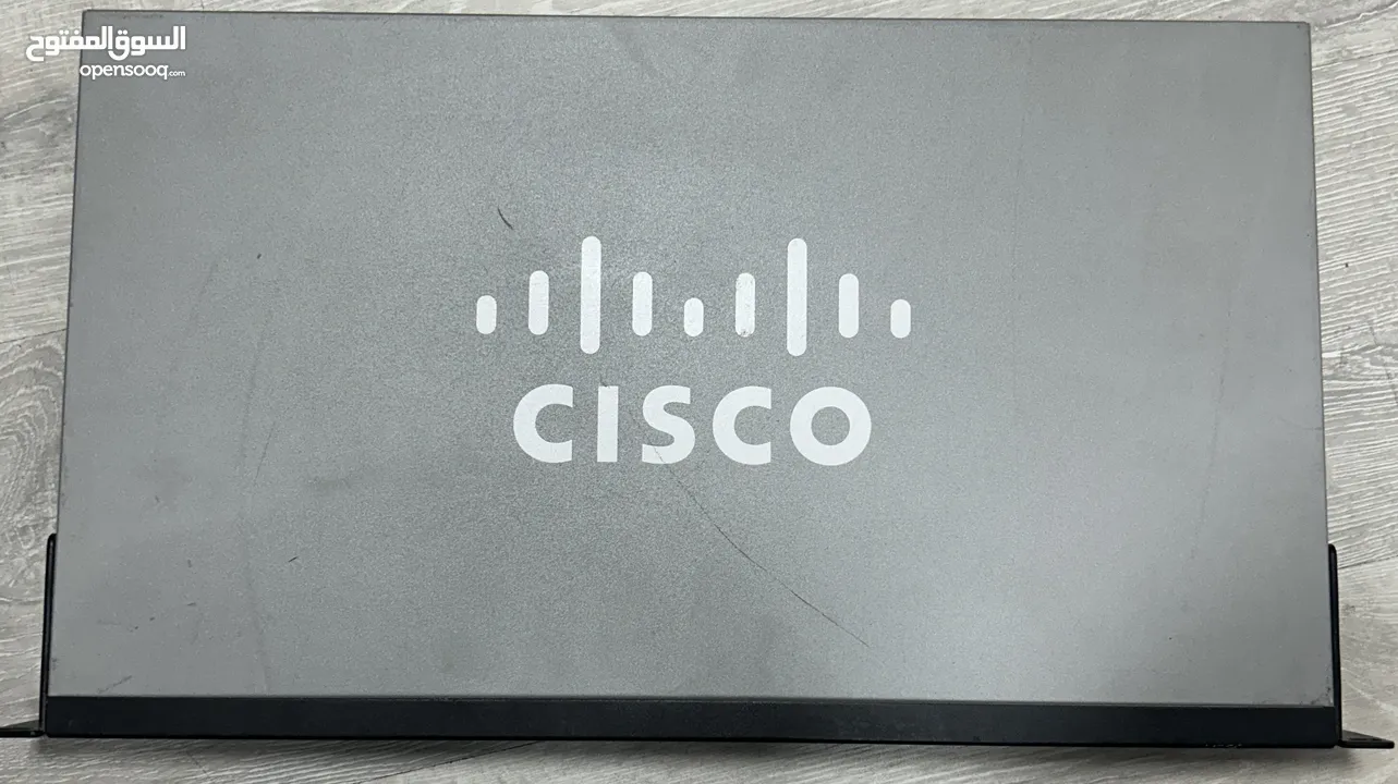 Cisco switch SG300-28P POE Managed