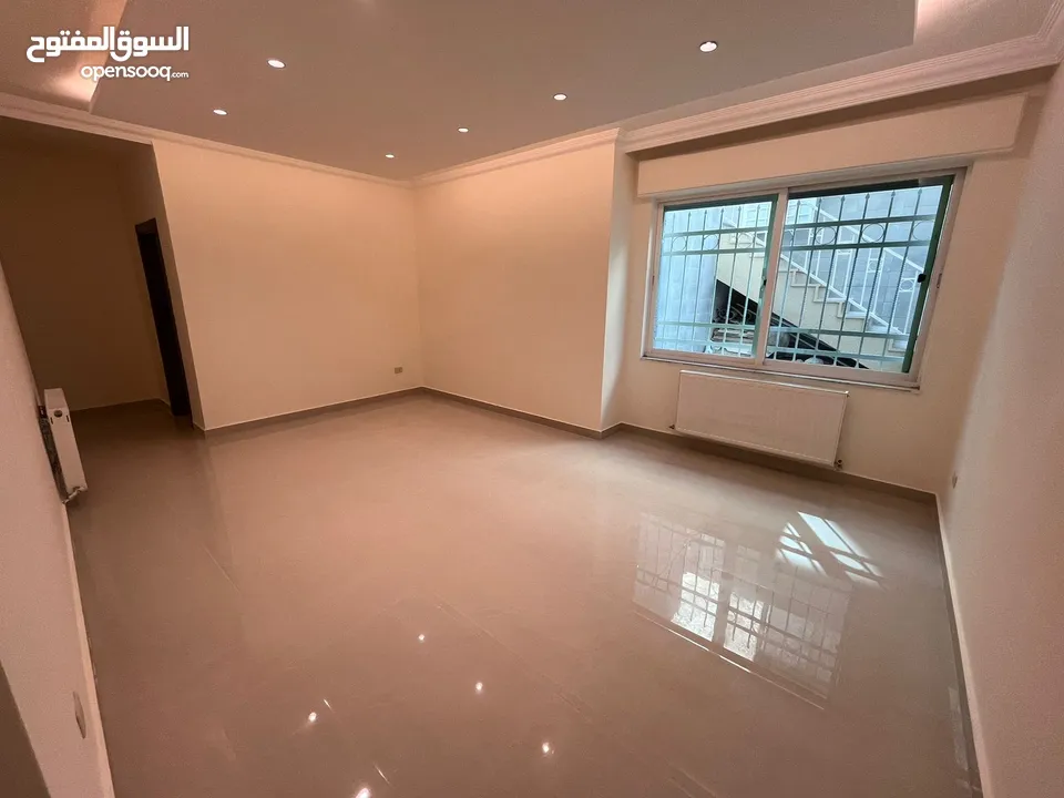 شقة 4 نوم مع مسبح للايجار ( Property 39164 )-175034641