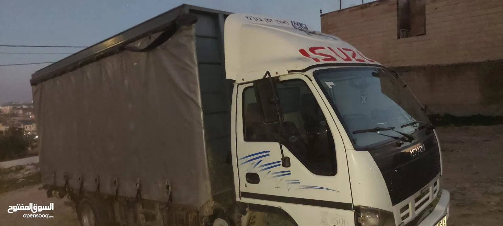 isuzu 2008