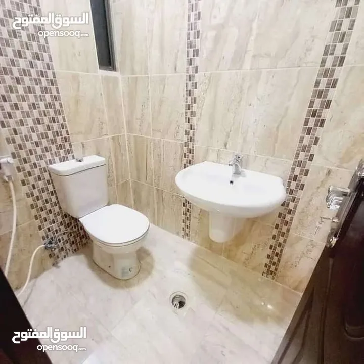 شقة سوبر ديلوكس - الكرسي - 3نوم 1ماستر - 170م - قرب الخدمات العامة - موقع هادئ ومميز