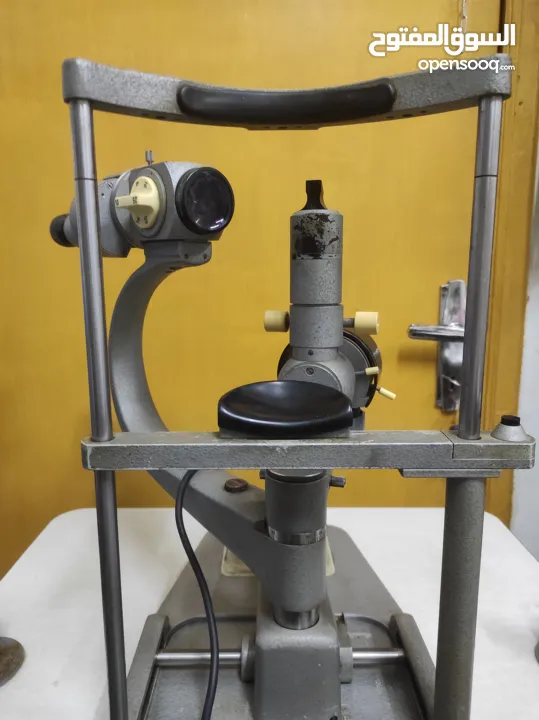 اجهزة فحص عيون للأطباء