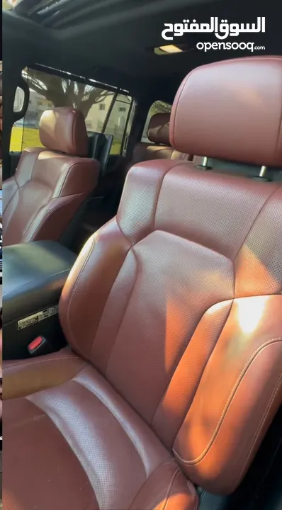 لكسز Lx570 موديل 2016 ثلاث جيد الساره ماشيه اقل من مية الف كيلو ما شاء الله السياره نظيف جدا