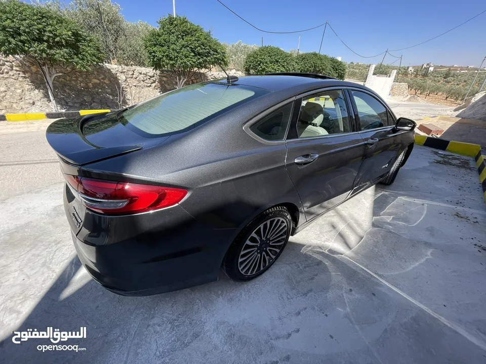فورد فيوجين 2017 تيتانيوم