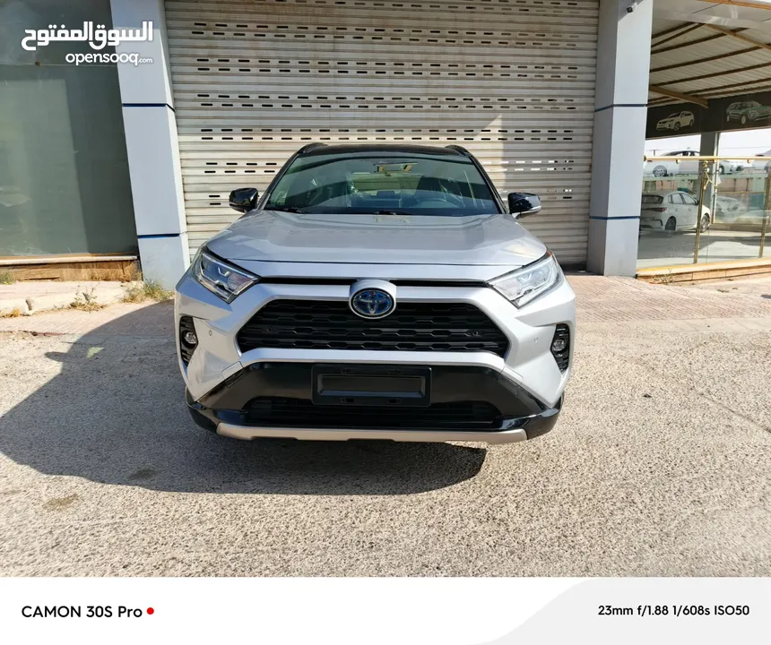 Toyota RAV4 Hybrid 2020 XSE lithium battery /فحص اتوسكور b+/ بانوراما اعلى صنف