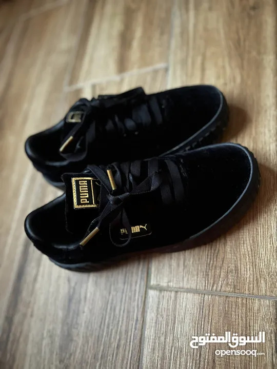 شوز بوما  مرتب اصلي استعمال خفيف puma shoes