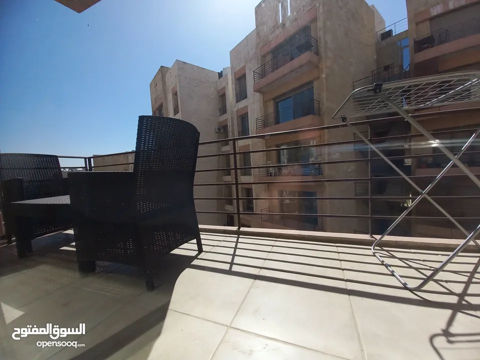 شقة مفروشة للإيجار 200م2 ( Property 19446 )-174847803