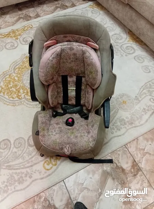 كارسيت سيارة للأطفال