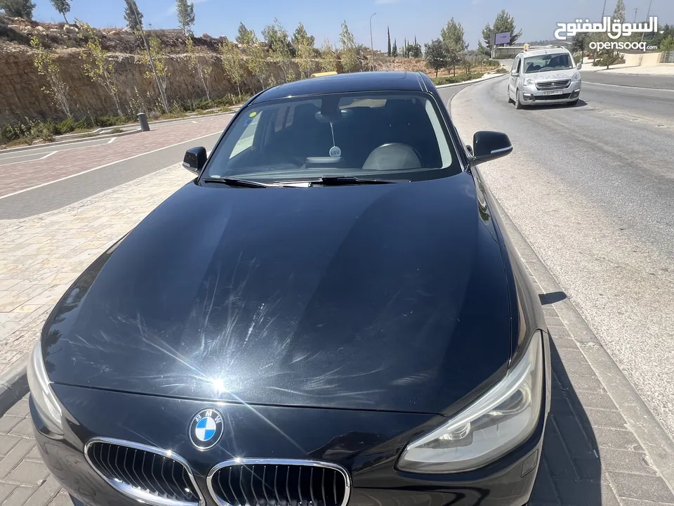 سيارة بي ام دبليو المانية من طراز BMW116i موديل 2016 \ ترخيص 2015 امكانية البيع دفعة وشيكات للجديين