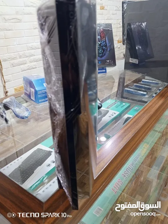 بلايــــــستيـــــشن 3 للبيـــع بحـال الوكـــــــــاله استعمال بسيط  + 3 يدات بالكرتونه ............