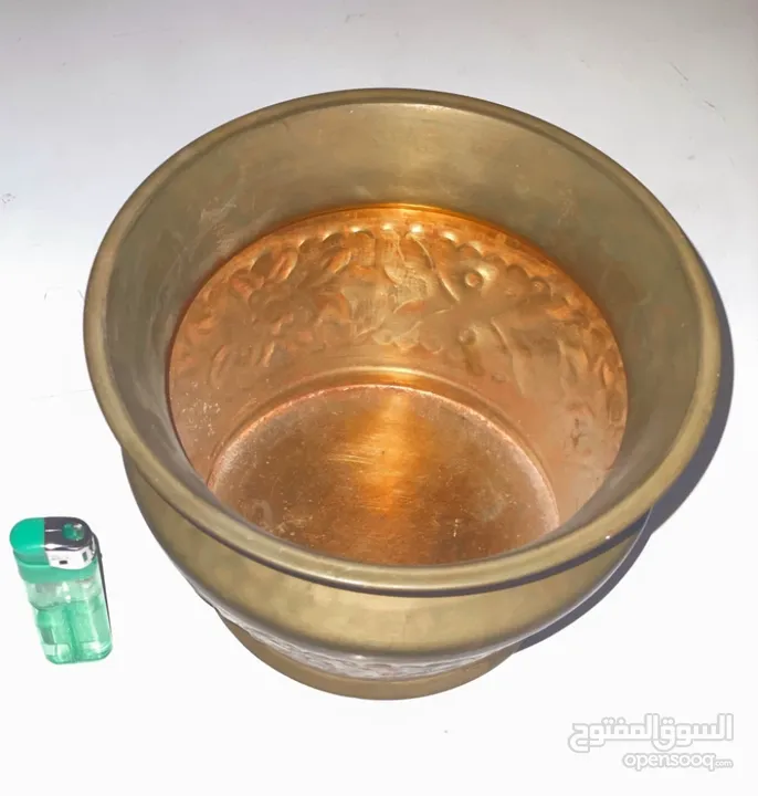 نحاس قديم من الستينات (نوادر). التفاصيل في الوصف.