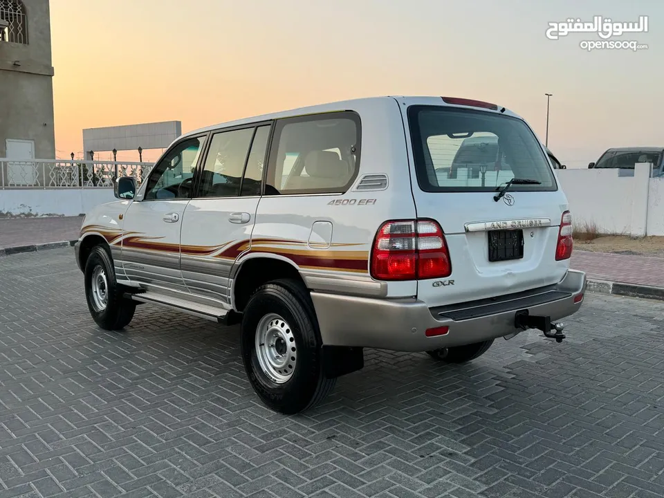 Toyota Land Cruiser 2004 Gcc Manual Transmission No accidents super clean car