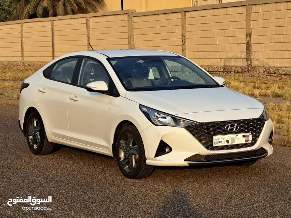 هيونداي أكسنت 2022 - 1600cc -  صبغ الوكالة - تحت الكفالة