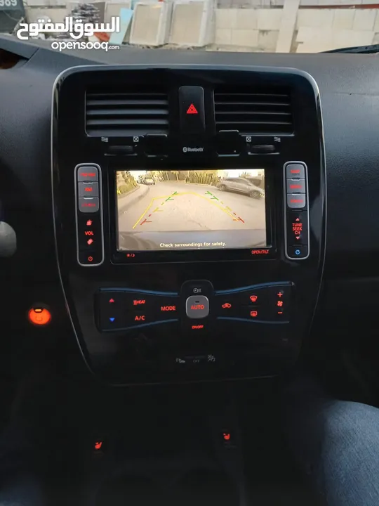 نيسان ليف SL Premium 2015 بحاله ممتازه