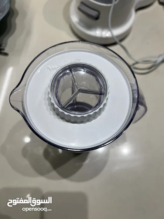 خلاط، قشارة، عجانة  Moulinex QA200 Masterchef compact صناعة فرنسية اصلية