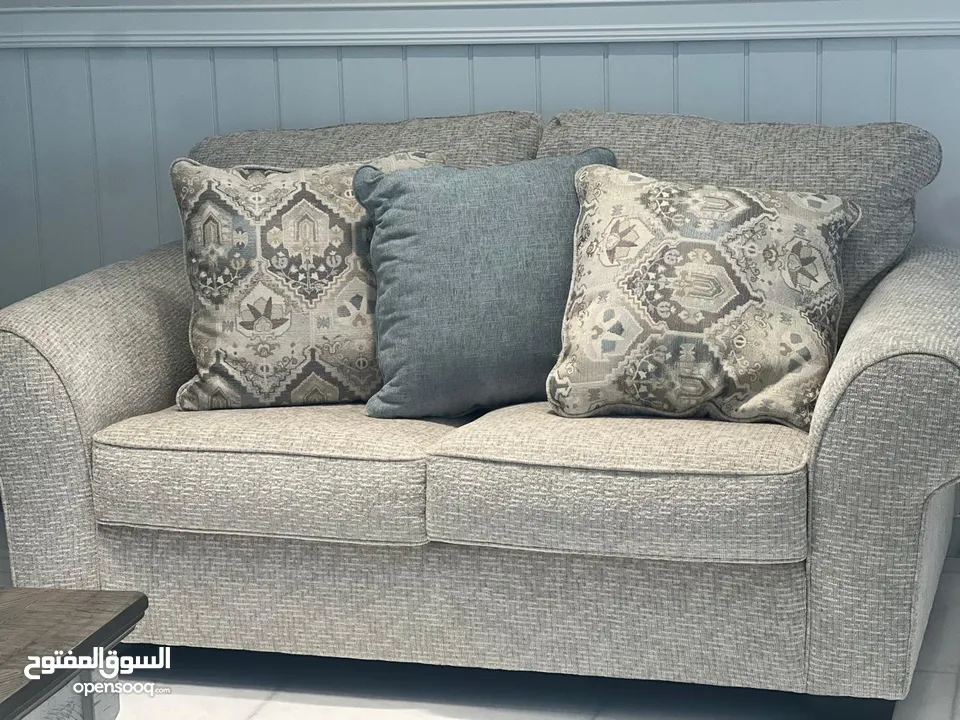 Ashely Luxury Classic Living Sofa set