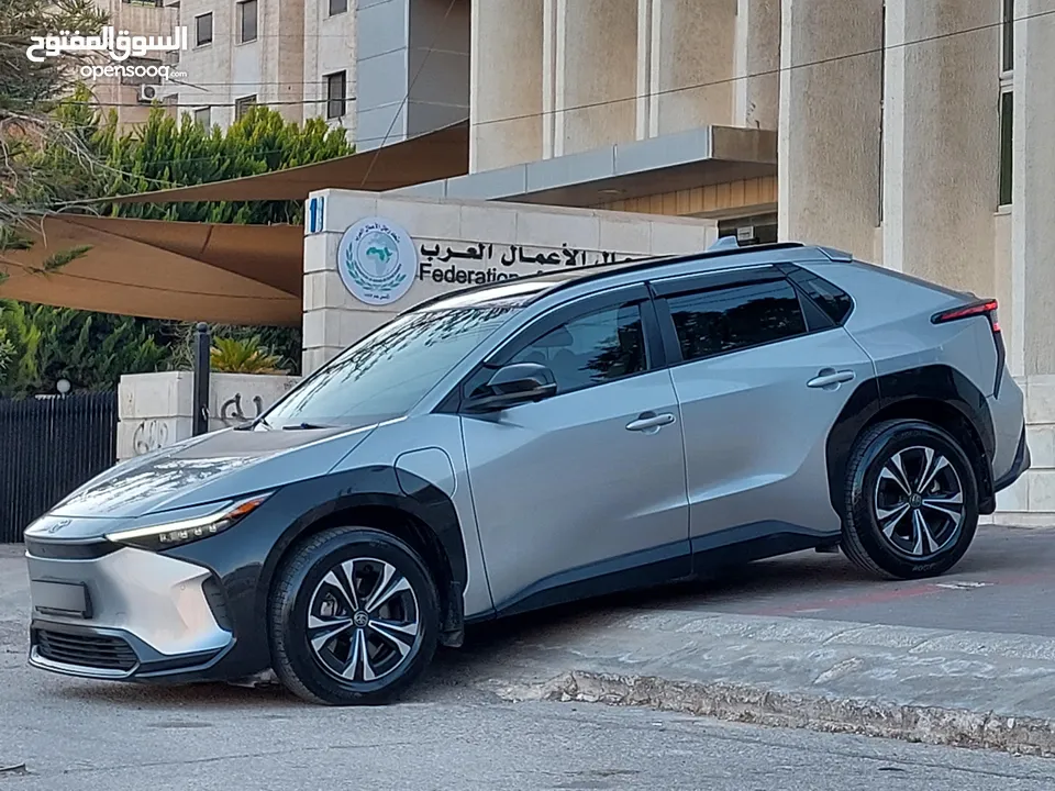 تويوتا BZ4X موديل 2022 مميز جدآ