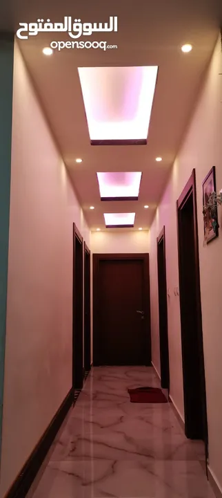 شقه لي البيع