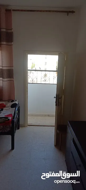 شقه مفروشه