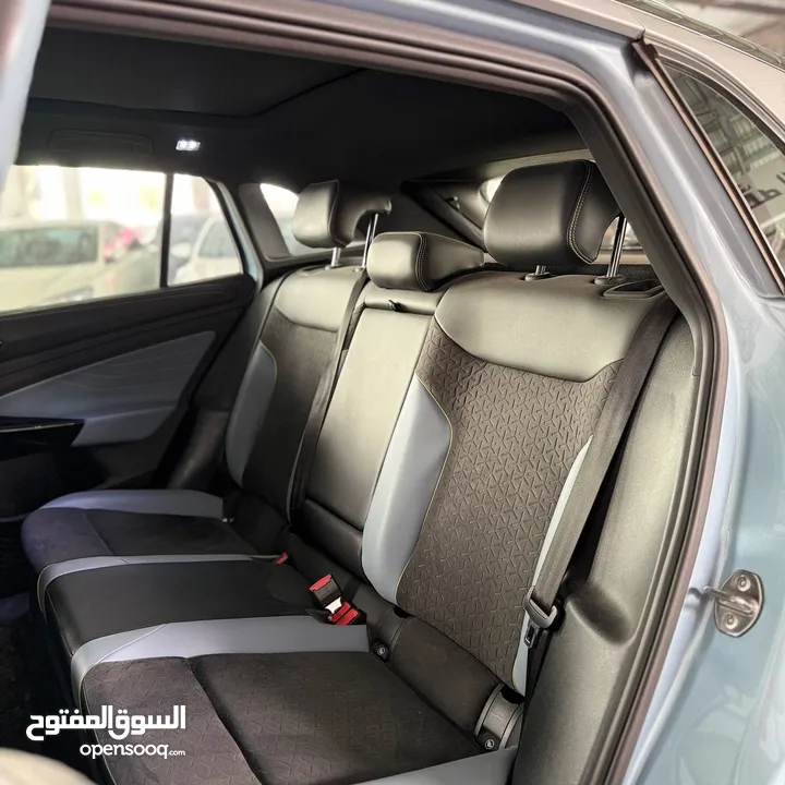 Volkswagen iD4 X  pure / pro