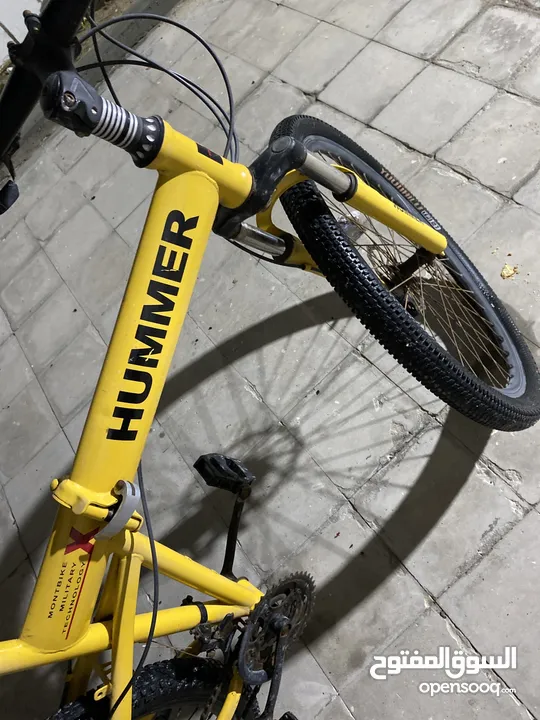 دراجة هوائية من شركة HUMMER مع خوذة اصلية جديدة وغطاء لكرسي الدراجة مجاناً