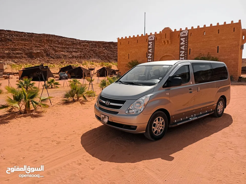 باص توصيل7 ركاب رحلات  استقبال من وإلى المطار جسر الشيخ حسين ،. Minivan recei