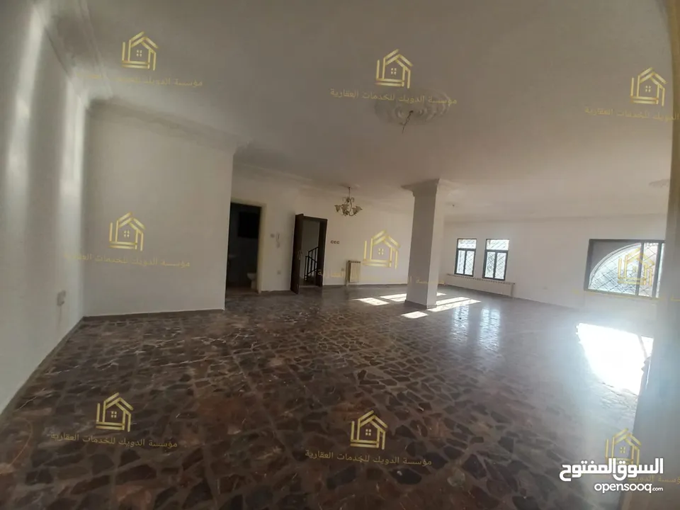 شقة من فيلا - خلدا - 3نوم - 220م