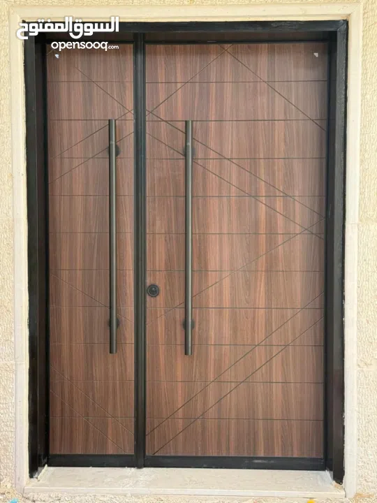 . أبواب ذات جودة عالية تواصل معنا