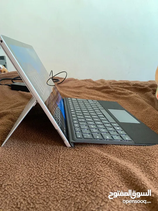 Surface Pro (5th Gen)  مايكروسوفت برو الجيل الخامس