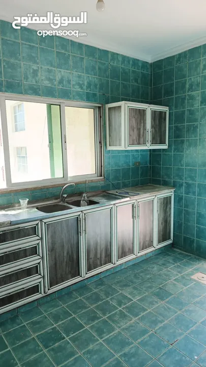 شقة مميزة جداً للبيع مساحة 123م / الطابق الاول - جبل الاخضر بالقرب من مدرسة روابي القدس