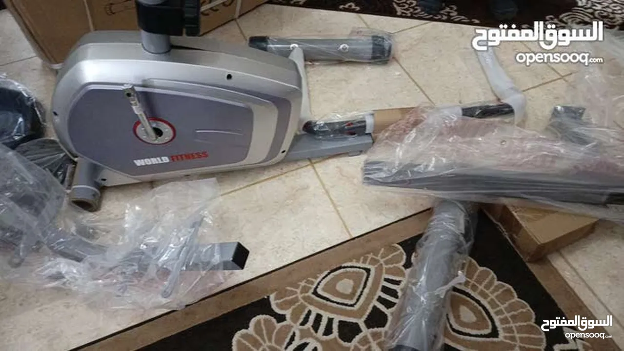 تريد ميل world fitness جهاز مشي سهل الاستخدام يعمل بالربموت سهل الحفظ تحت الكنب أو السرير بافضل سعر