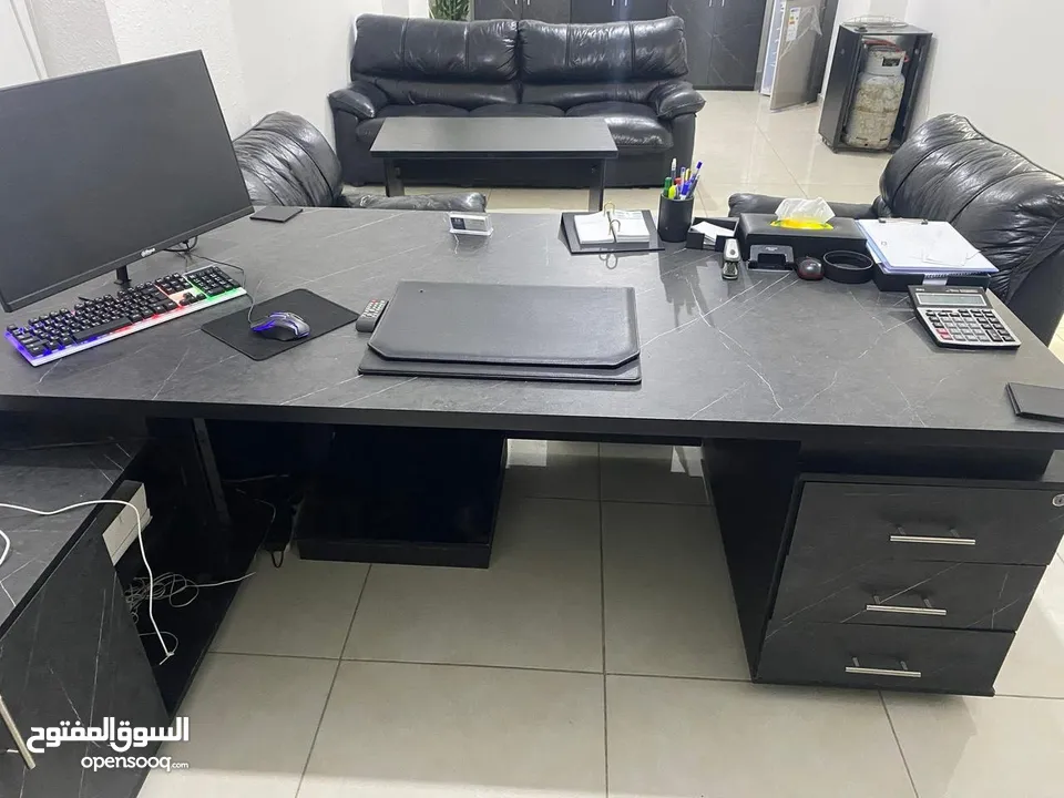 للفخامه عنوان مكتب مدير المميز توفر الآن بأشكال عصرية من خشب لامينت مستورد تفصيل أجود الأنواع
