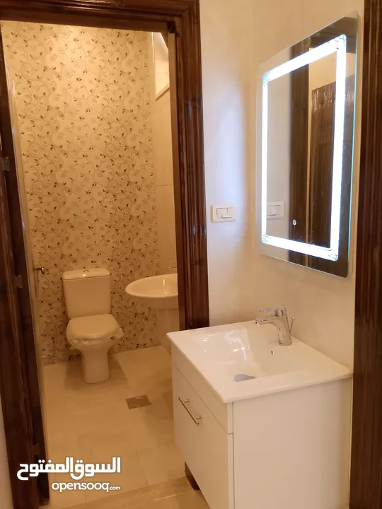 شقة طابقية بمواصفات مميزة للايجار في البنيات من المالك مباشره يرجى عدم تدخل وسطاء او مكاتب عقارية