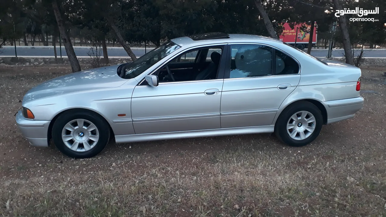 2002 BMW 525