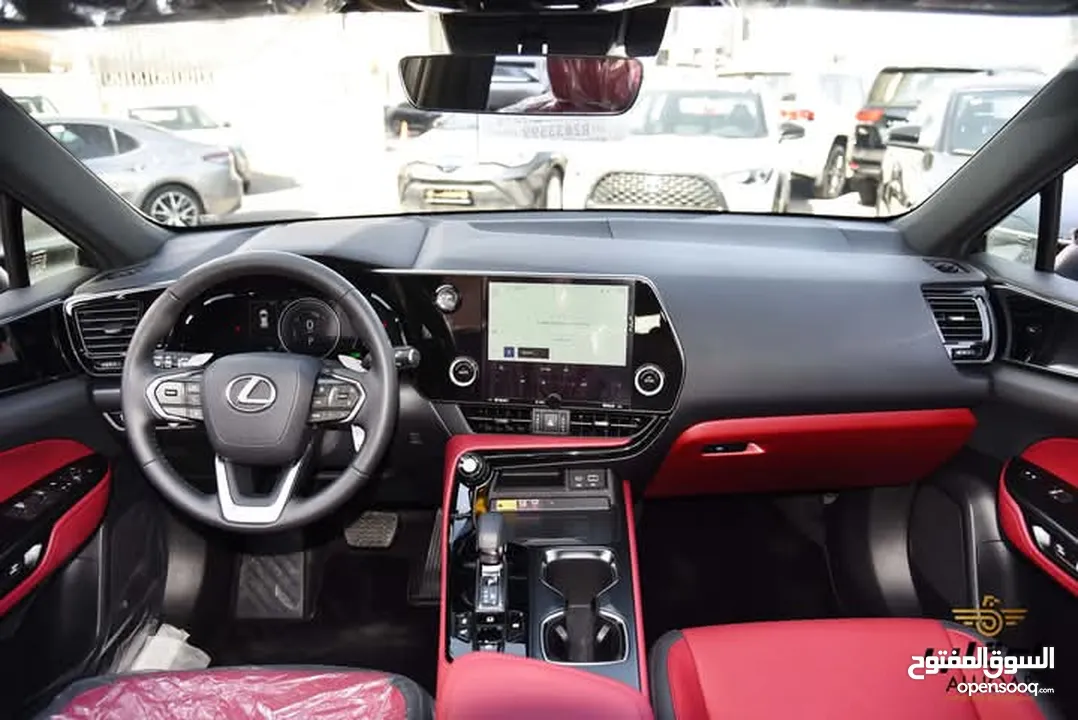 لكزس فاخرة NX 350 موديل 2024 كفالة الشركة عداد زيرو لون اسود مميز