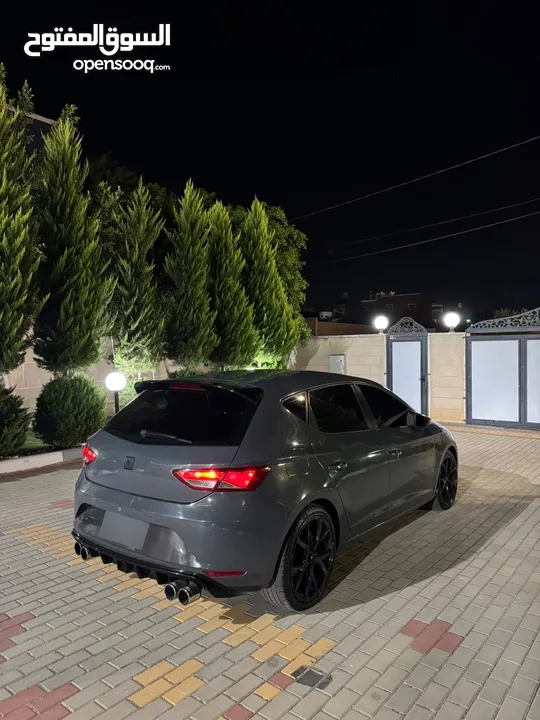 سيات ليون 2016/15